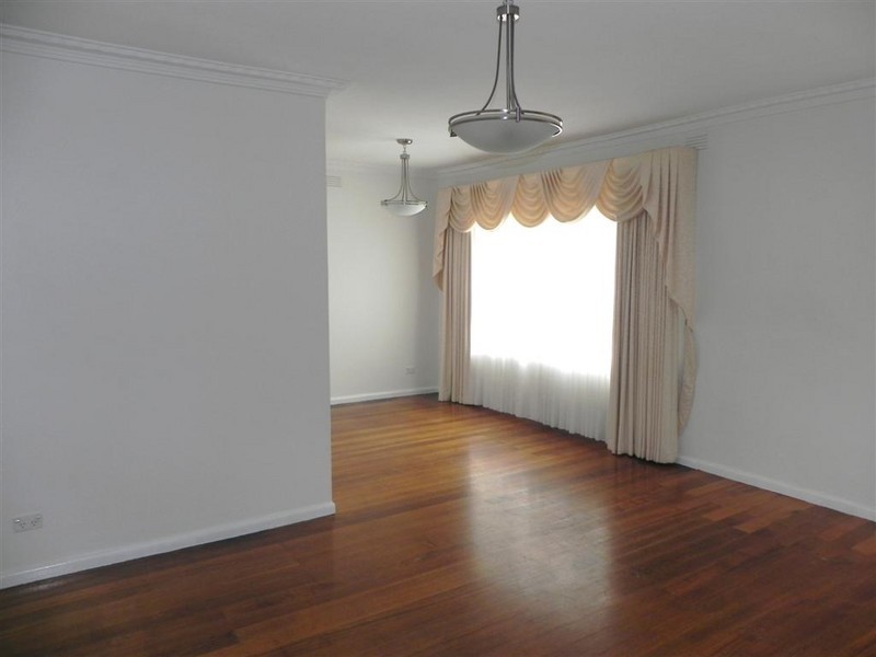 1/17 Box Avenue, Forest Hill VIC 3131