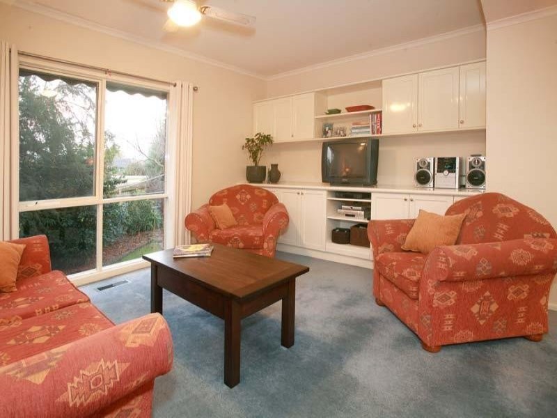 13 Rythdale Court, Glen Waverley VIC 3150