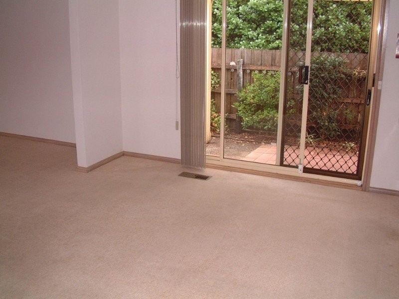 2/25 Fernhill Street, Glen Waverley VIC 3150