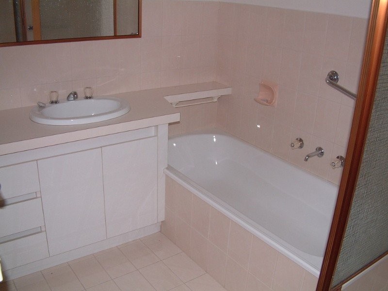 2/25 Fernhill Street, Glen Waverley VIC 3150