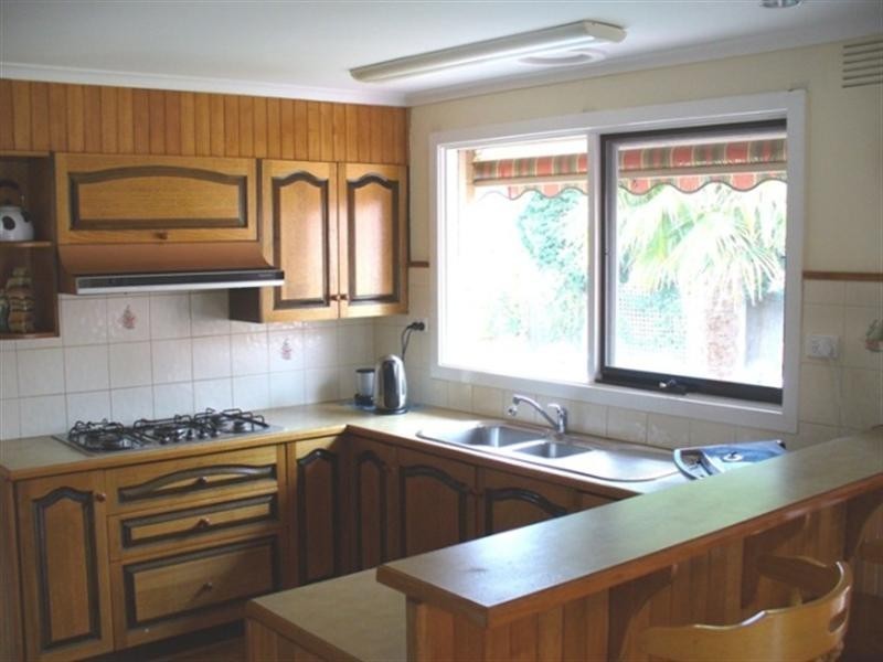 14 Minchinbury Drive, Vermont South VIC 3133