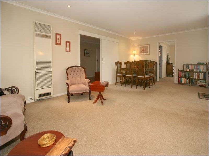 14 Lola Street, Mulgrave VIC 3170