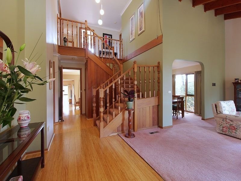 40 Bramley Crescent, Wheelers Hill VIC 3150