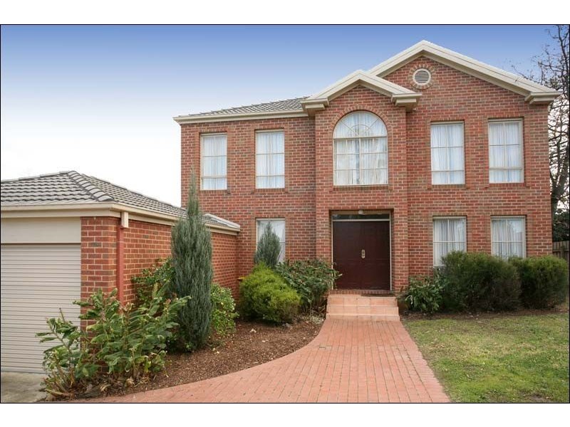 15 Woolert Street, Ashwood VIC 3147