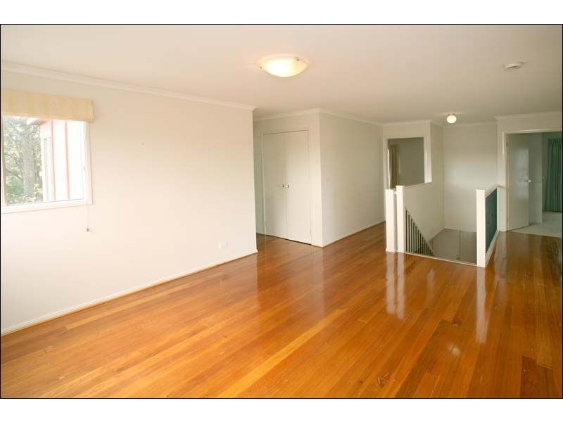 15 Woolert Street, Ashwood VIC 3147