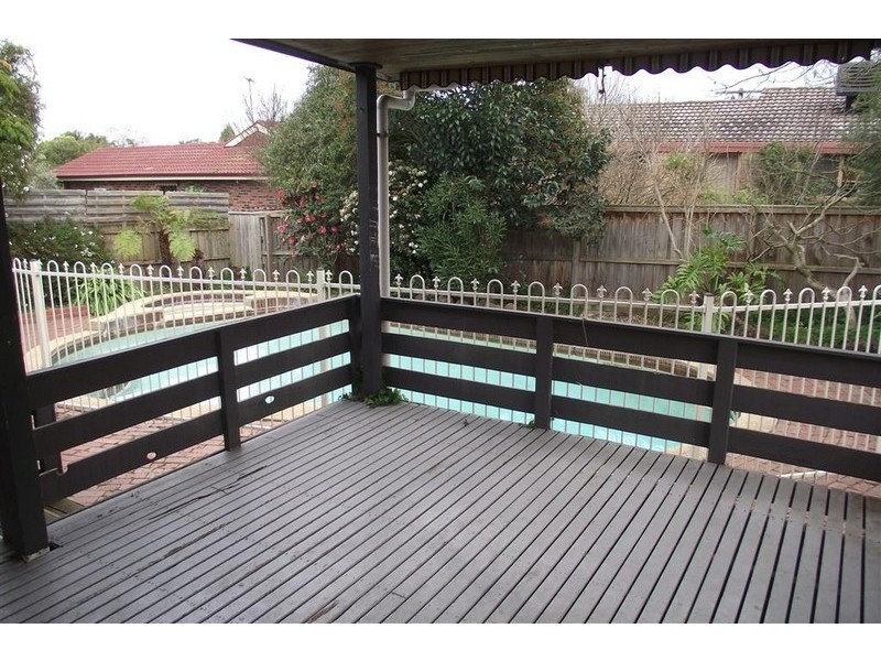 14 Leatherwood Crescent, Wheelers Hill VIC 3150