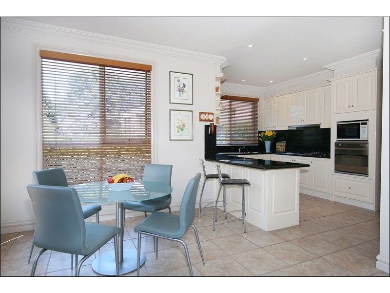 88 Sunnybrook Drive, Wheelers Hill VIC 3150