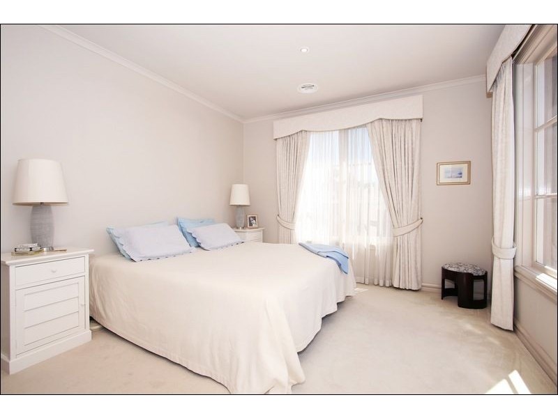 88 Sunnybrook Drive, Wheelers Hill VIC 3150