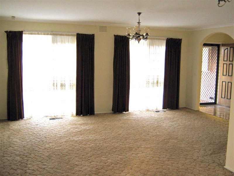 16 Wendy Court, Wheelers Hill VIC 3150