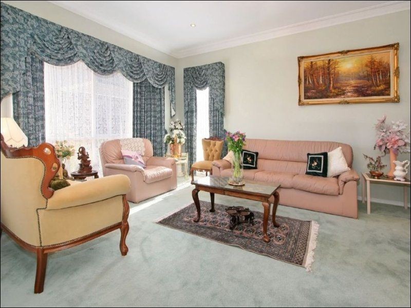 4 Fiona Court, Glen Waverley VIC 3150