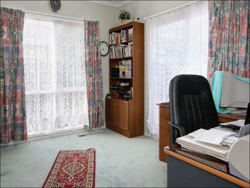 4 Fiona Court, Glen Waverley VIC 3150