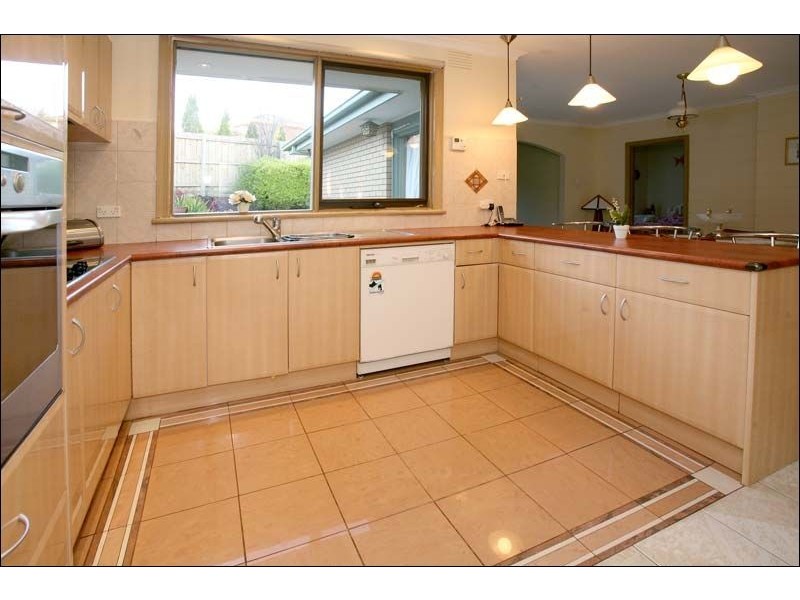 28 Octantis Street, Doncaster East VIC 3109