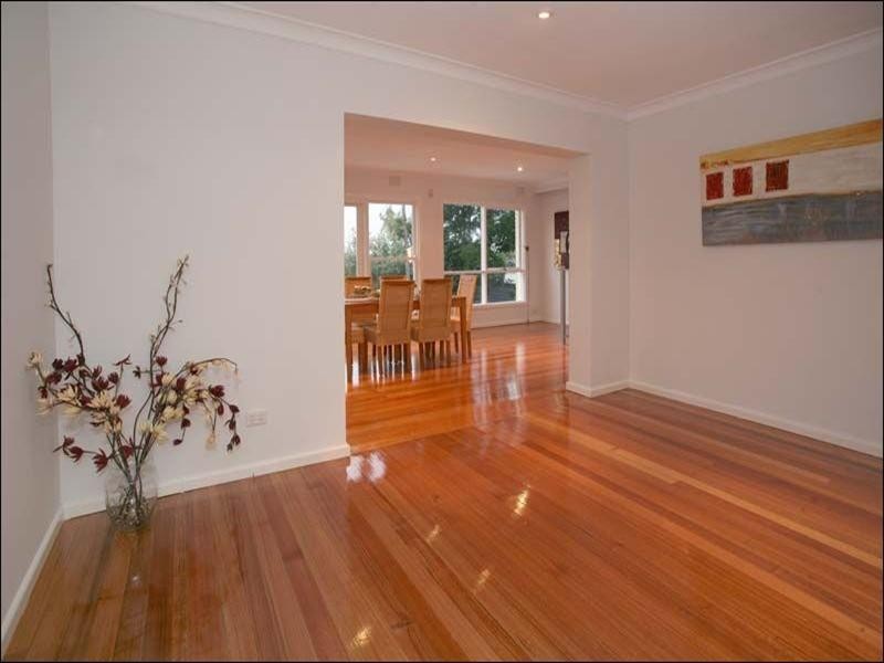 27 Townsend Street, Glen Waverley VIC 3150