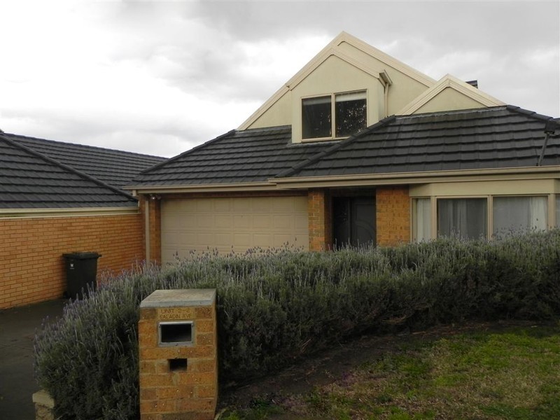 2/2 Saladin Avenue, Glen Waverley VIC 3150