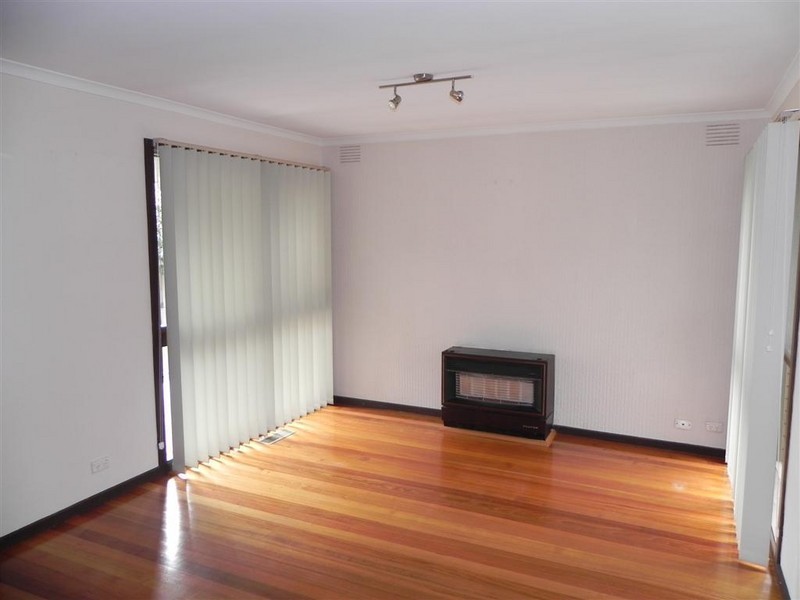 11 Ealing Court, Glen Waverley VIC 3150