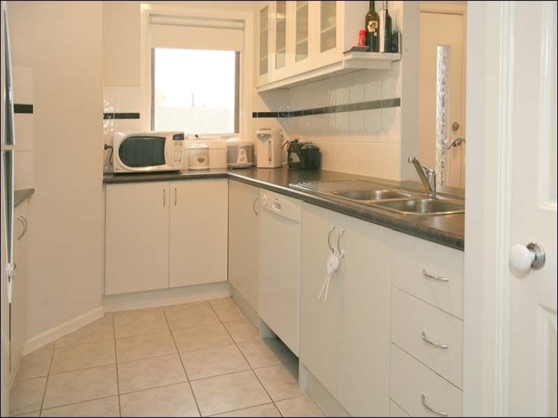 4/22 Tulloch Grove, Glen Waverley VIC 3150