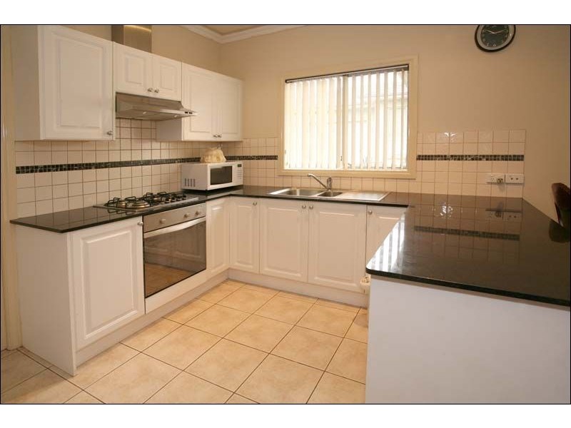 1/13 The Ridge, Glen Waverley VIC 3150