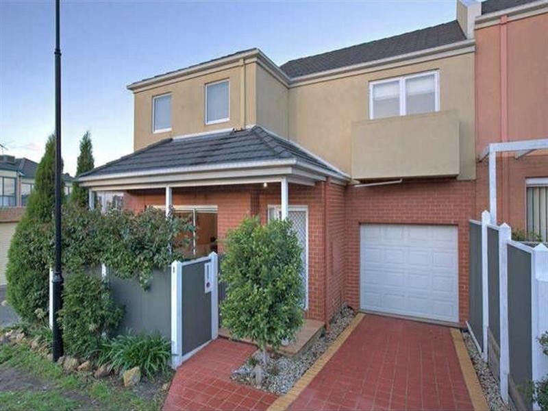 1 Hawthorn Way, Glen Waverley VIC 3150