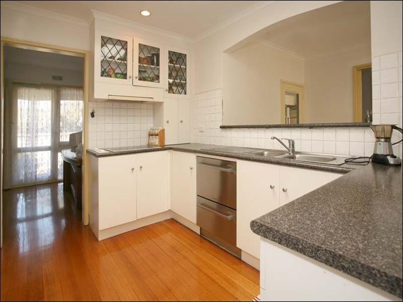 3 Chivalry Avenue, Glen Waverley VIC 3150