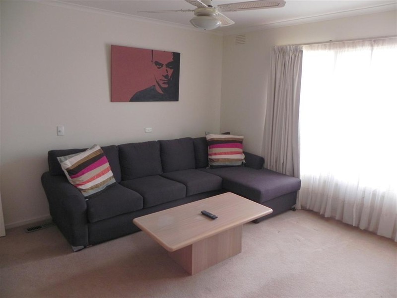 8 Wagstaff Street, Mount Waverley VIC 3149