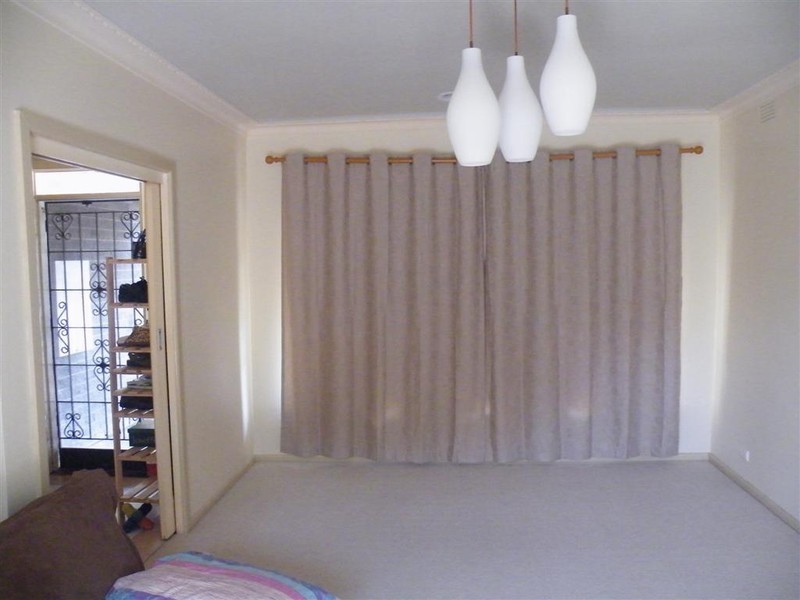 18 Rivett Crescent, Mulgrave VIC 3170