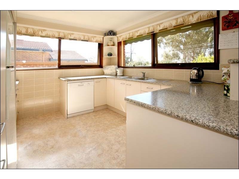 37 Madigan Drive, Glen Waverley VIC 3150