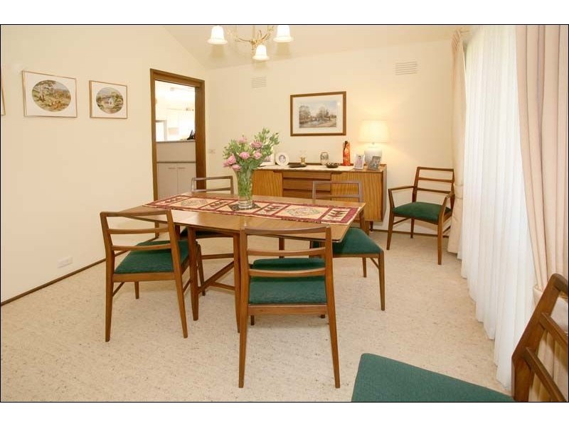 37 Madigan Drive, Glen Waverley VIC 3150