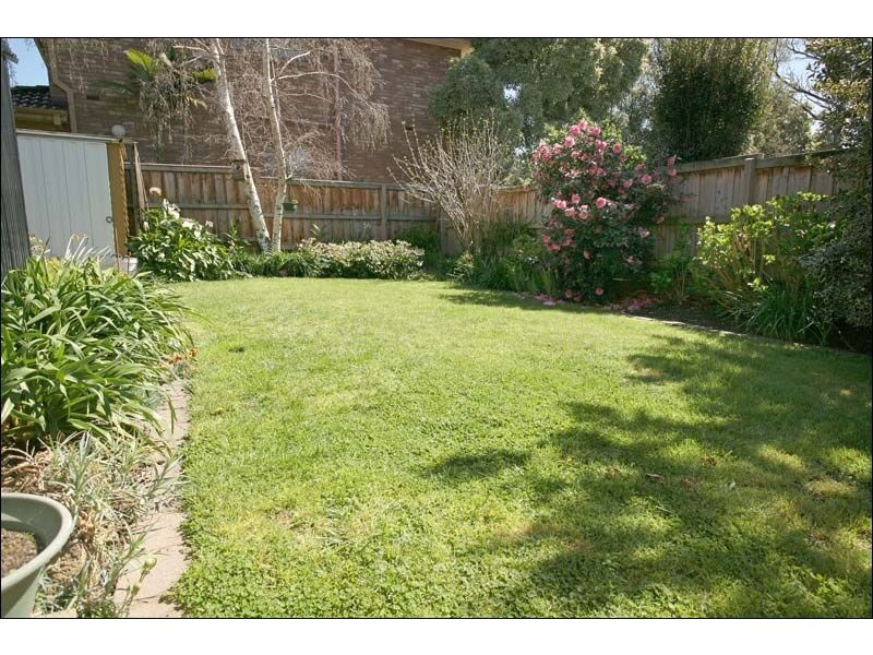 37 Madigan Drive, Glen Waverley VIC 3150