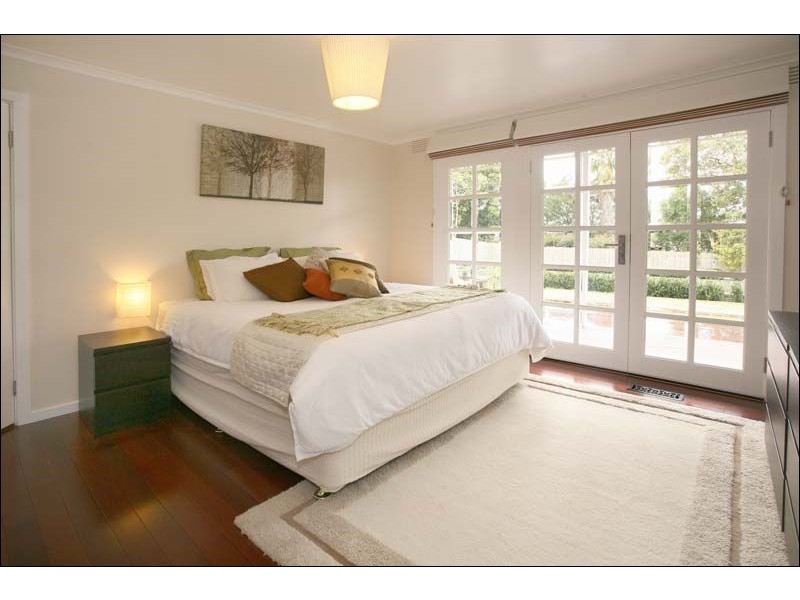 20 Bramley Crescent, Wheelers Hill VIC 3150