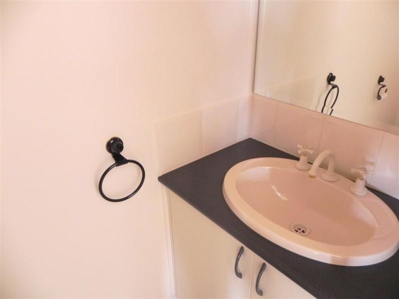 19 Robinson Drive, Burwood East VIC 3151