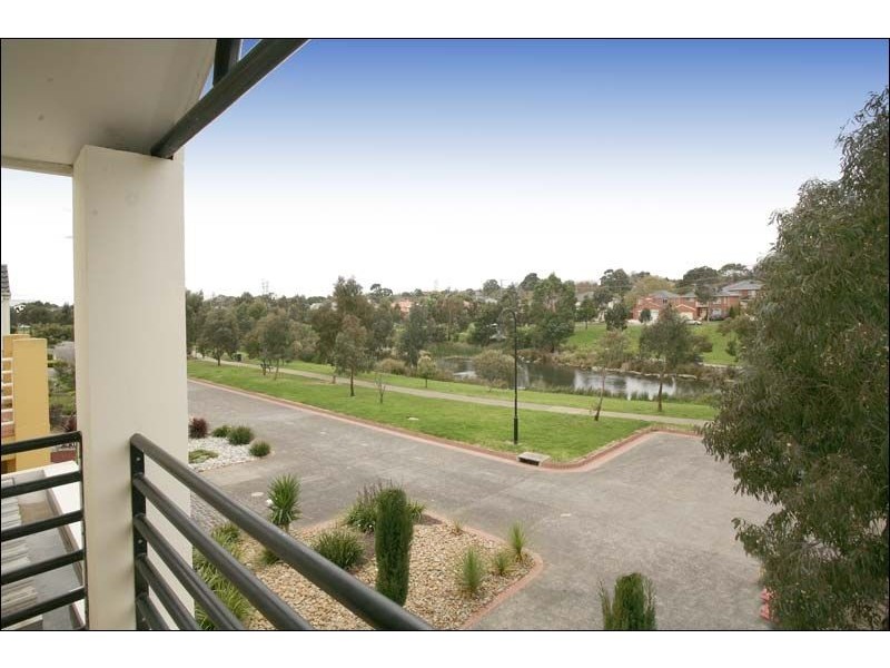14 Margaret Gray Close, Glen Waverley VIC 3150