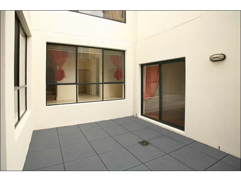 14 Margaret Gray Close, Glen Waverley VIC 3150