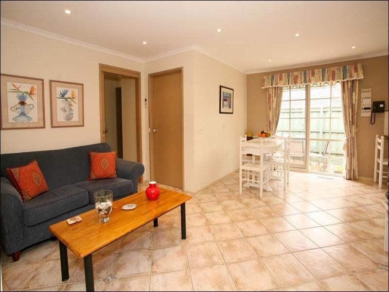 1/6 Manyung Court, Mulgrave VIC 3170