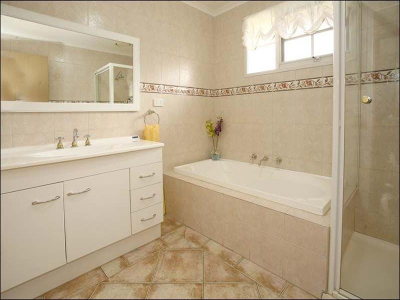 1/6 Manyung Court, Mulgrave VIC 3170