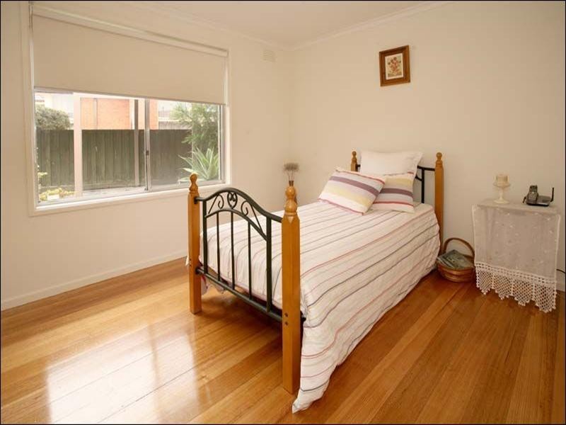 18 Aintree Avenue, Mulgrave VIC 3170