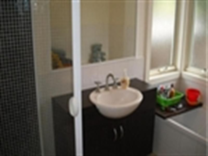 3/11 The Deviation, Wheelers Hill VIC 3150