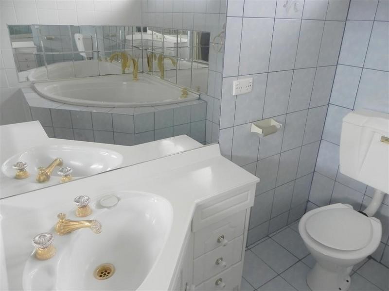 19 Wildwood Place, Mulgrave VIC 3170