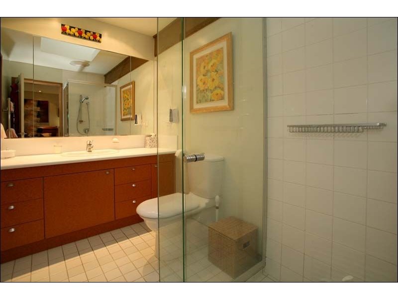 2 Sandhurst Court, Wheelers Hill VIC 3150