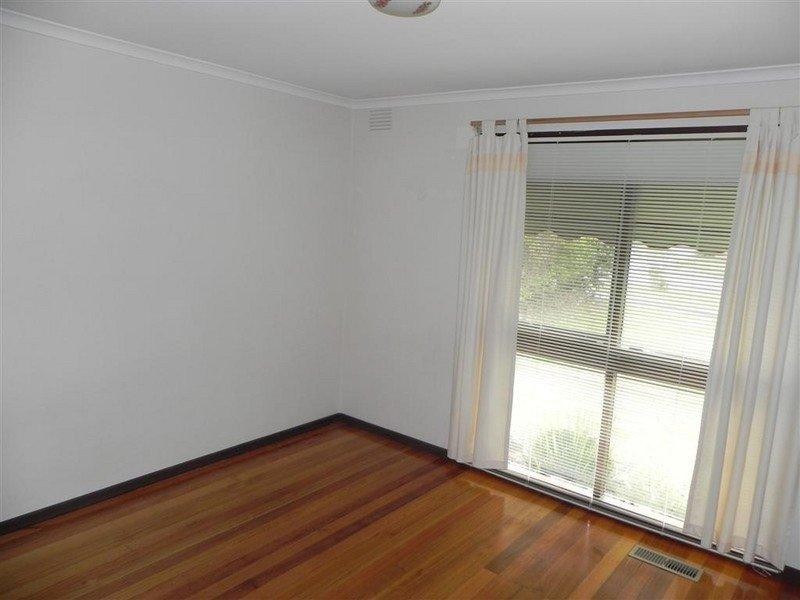 11 Ealing Court, Glen Waverley VIC 3150