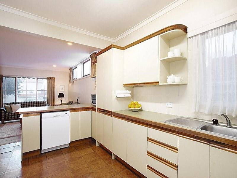 41 Stanley Avenue, Mount Waverley VIC 3149