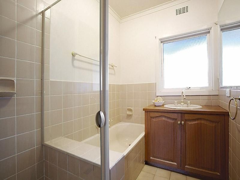 41 Stanley Avenue, Mount Waverley VIC 3149