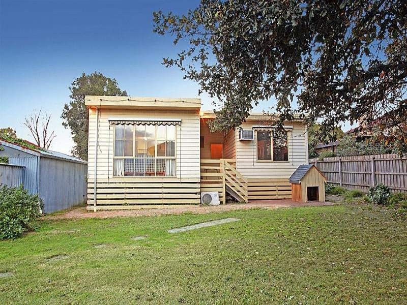 41 Stanley Avenue, Mount Waverley VIC 3149