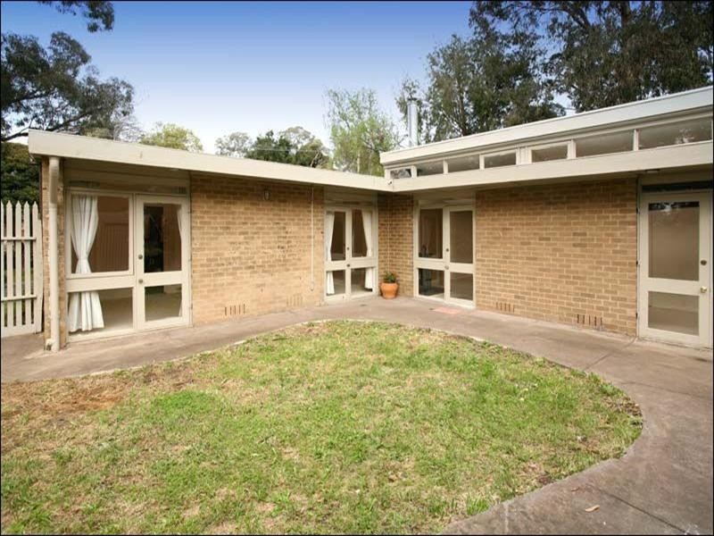 127 Springvale Road, Glen Waverley VIC 3150