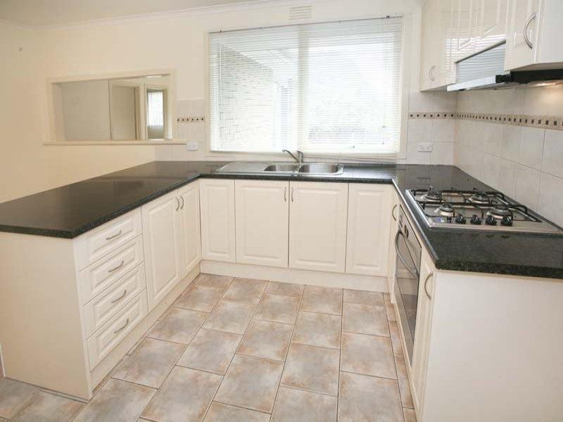 16 Entally Drive, Wheelers Hill VIC 3150