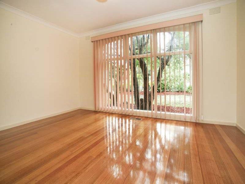 16 Entally Drive, Wheelers Hill VIC 3150