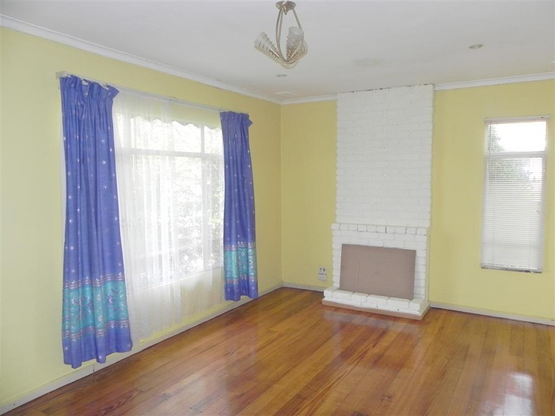 5 Page Court, Dandenong North VIC 3175