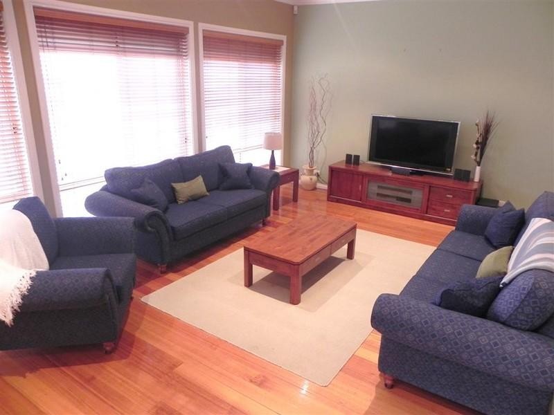 1 Lockens Avenue, Glen Waverley VIC 3150