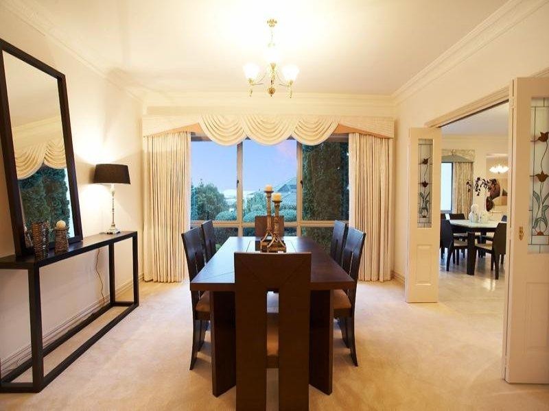 35 Strathconnan Place, Wheelers Hill VIC 3150