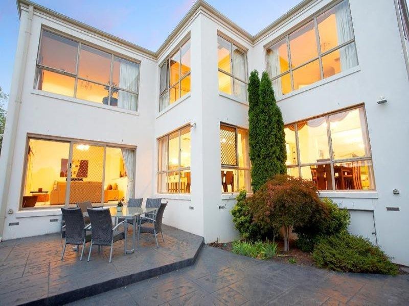 35 Strathconnan Place, Wheelers Hill VIC 3150