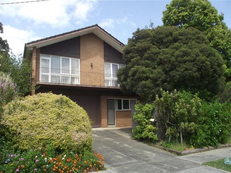 80 Hinkler Road East, Glen Waverley VIC 3150